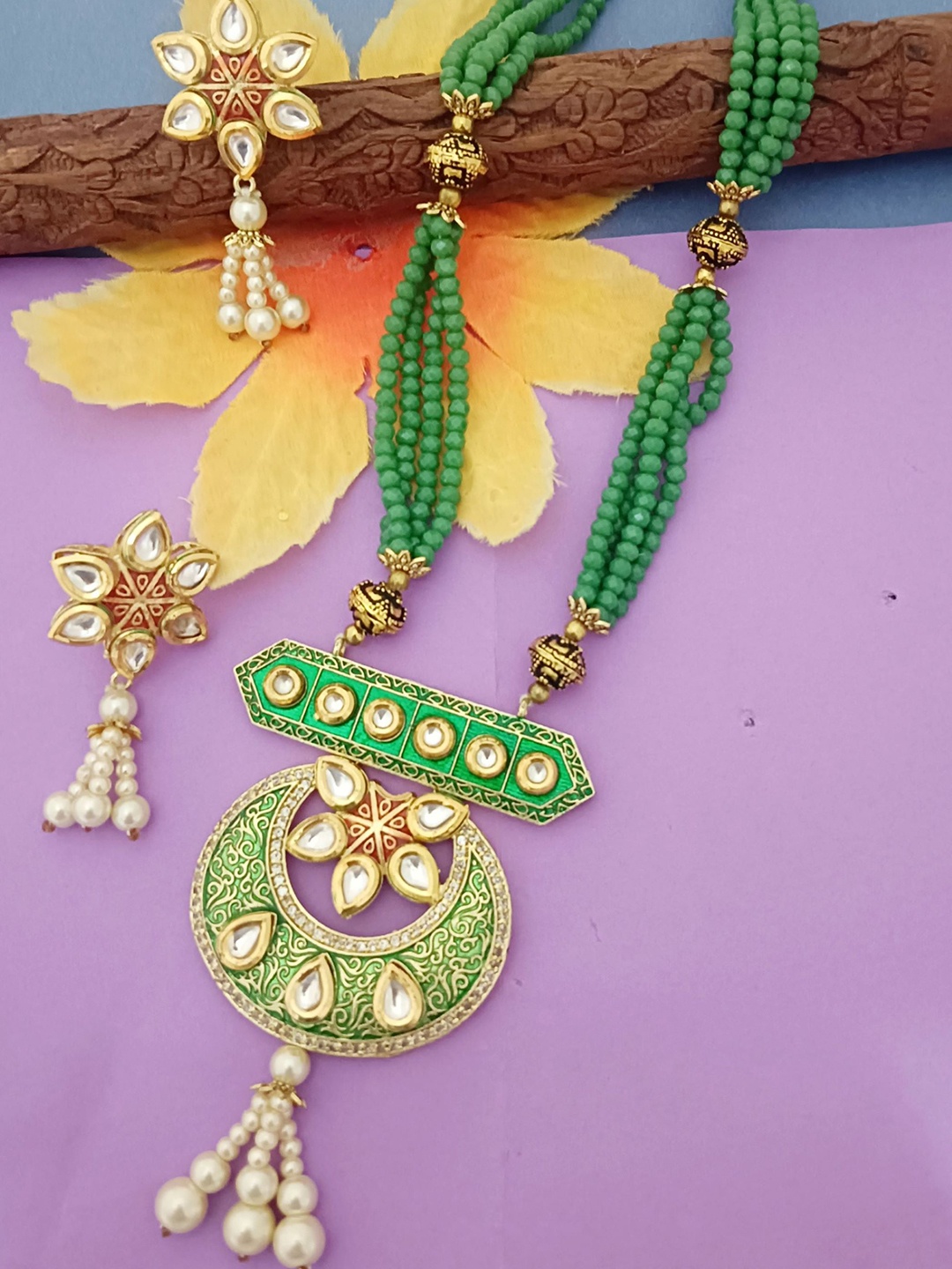 

EVY Gold-Plated Kundan studded Meena Pachi Exclusive Jewellery Set, Green