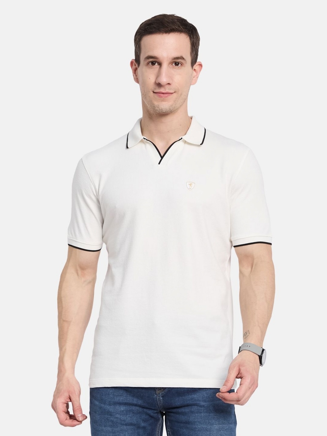 

Octave Men Colourblocked Polo Collar T-shirt, White