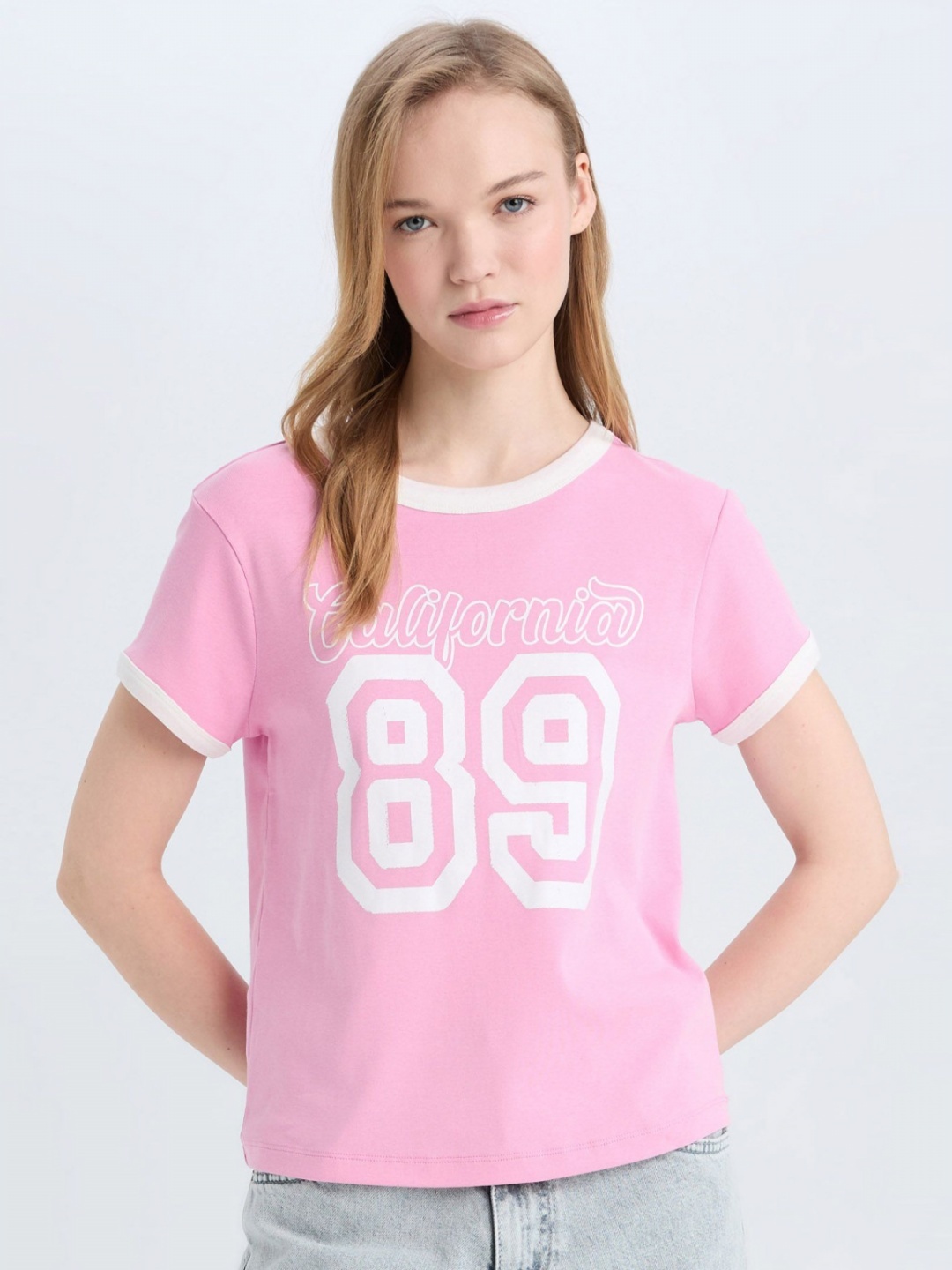 

DeFacto Women Typography Printed Extended Sleeves Raw Edge T-shirt, Na