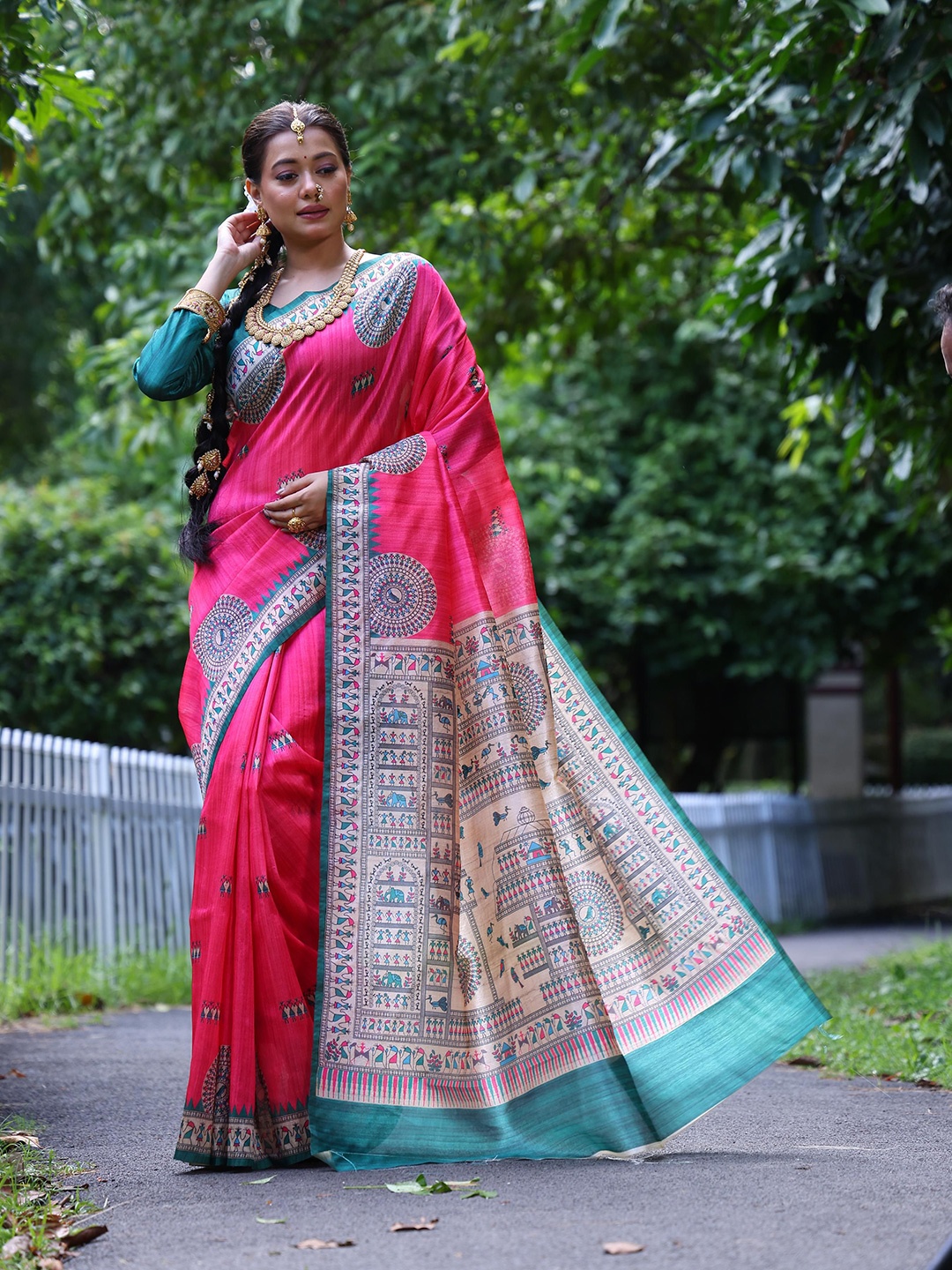 

Divyadham Textiles Warli Pure Silk Saree, Pink