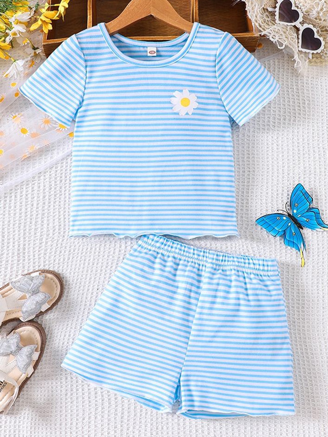 

LULU & SKY Girls Striped T-shirt with Shorts, Blue