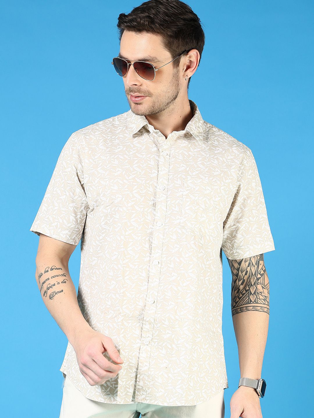 

V-Mart Men Floral Opaque Printed Casual Shirt, Beige