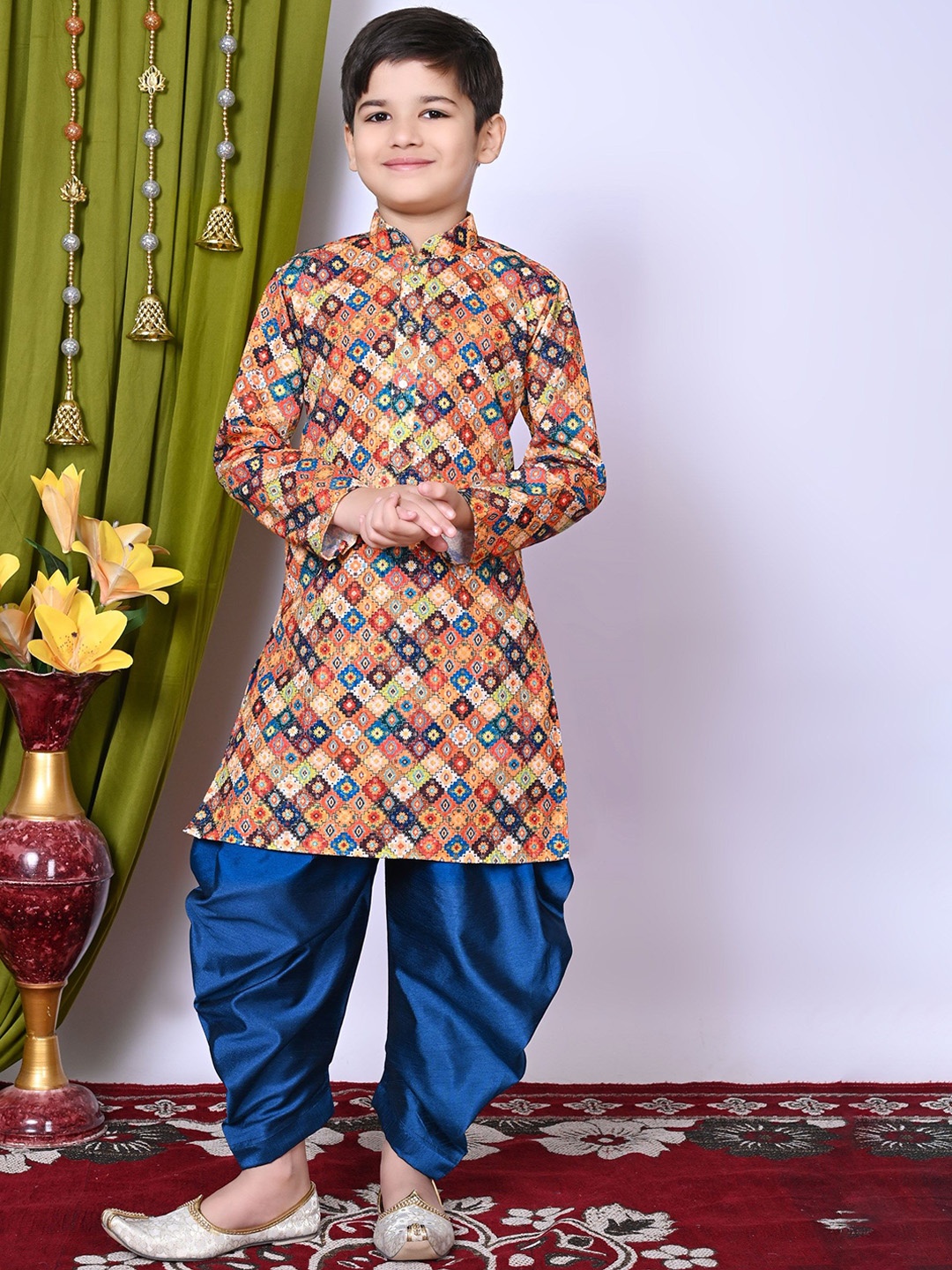 

Cae Boys Printed Regular Sequinned Kurta with Patiala, Red