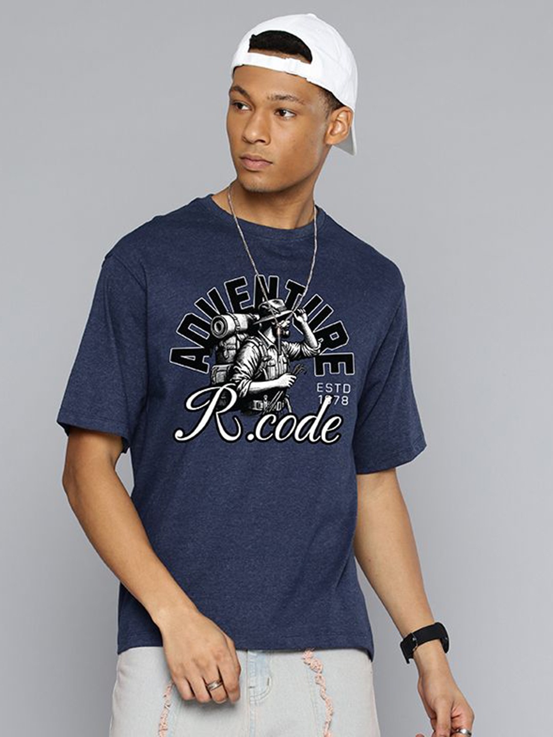 

R.Code by The Roadster Life Co. Men Printed Applique T-shirt, Navy blue