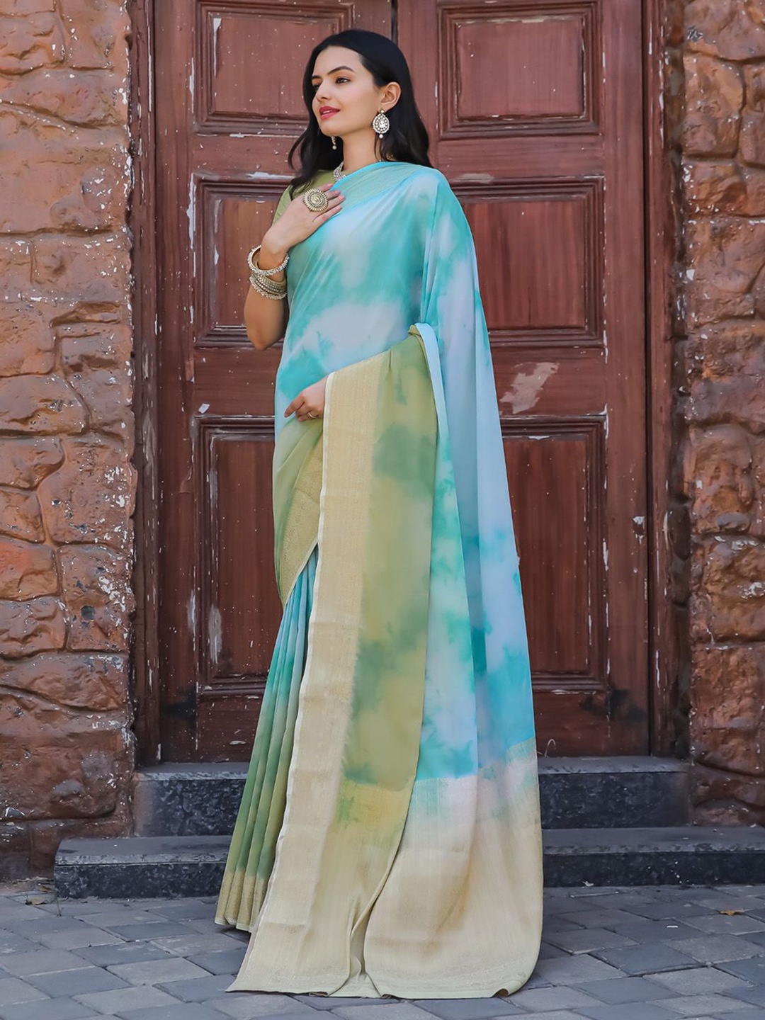 

DEVATITHI Pure Georgette Saree, Blue