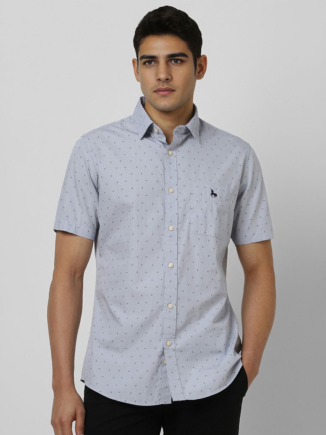 

Van Heusen Sport Men Slim Fit Opaque Printed Casual Shirt, Grey