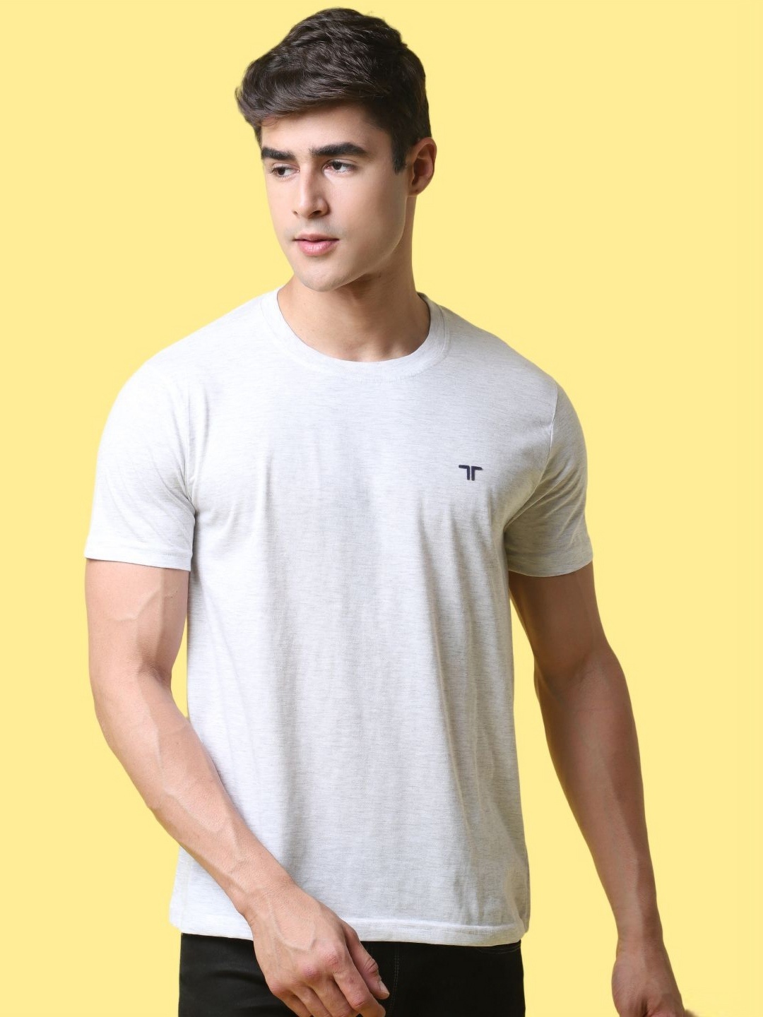 

Moda Rapido Men Brand Logo Pockets T-shirt, White