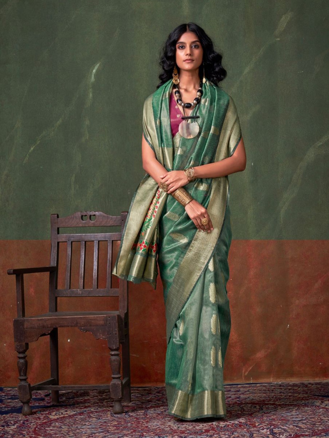 

PEENGAX Woven Design Zari Tissue Banarasi Saree, Green
