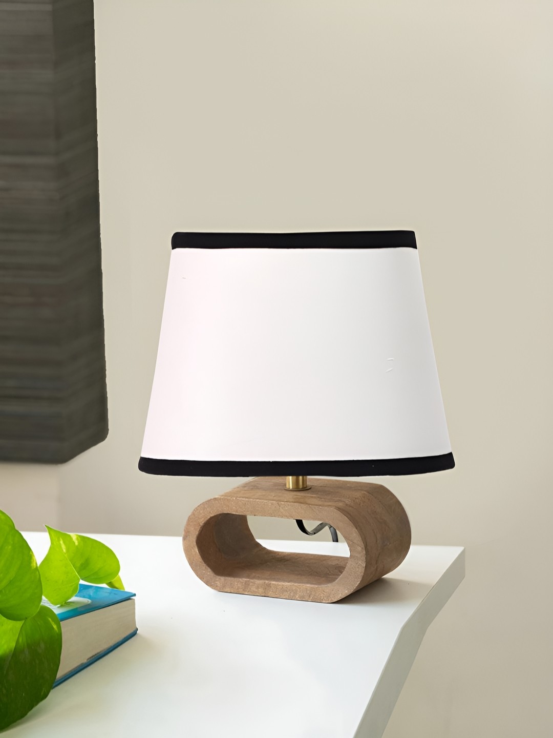 

Devansh White Wood Traditional Frusturical Shaped Table Lamp