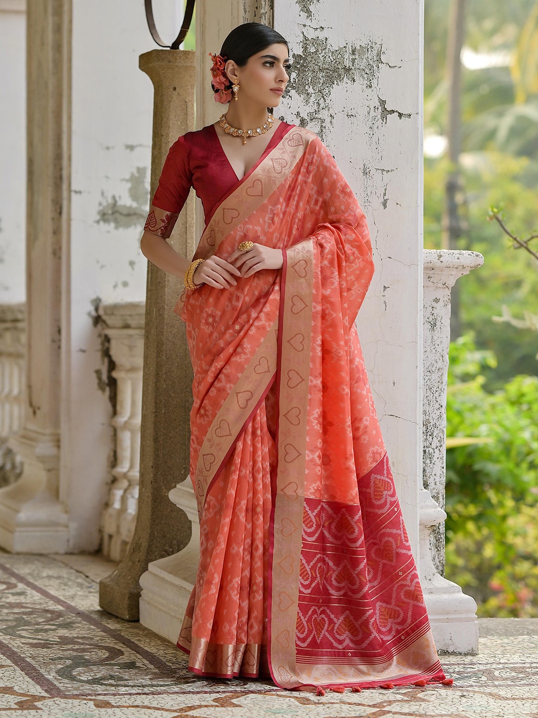 

Divyadham Textiles Woven Design Zari Pure Silk Handloom Banarasi Saree, Orange