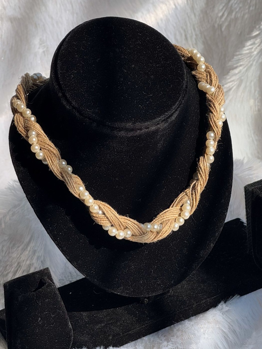 

The Jewellery Tale Brass Necklace, Brown