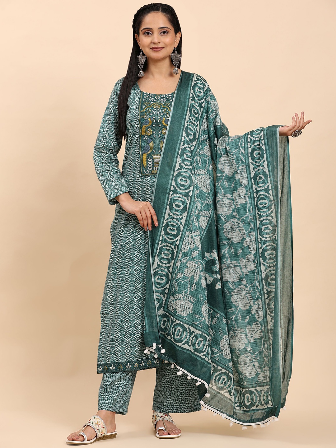 

Mamicha Women Printed Regular Pure Cotton Kurta with Palazzos & With Dupatta, Green