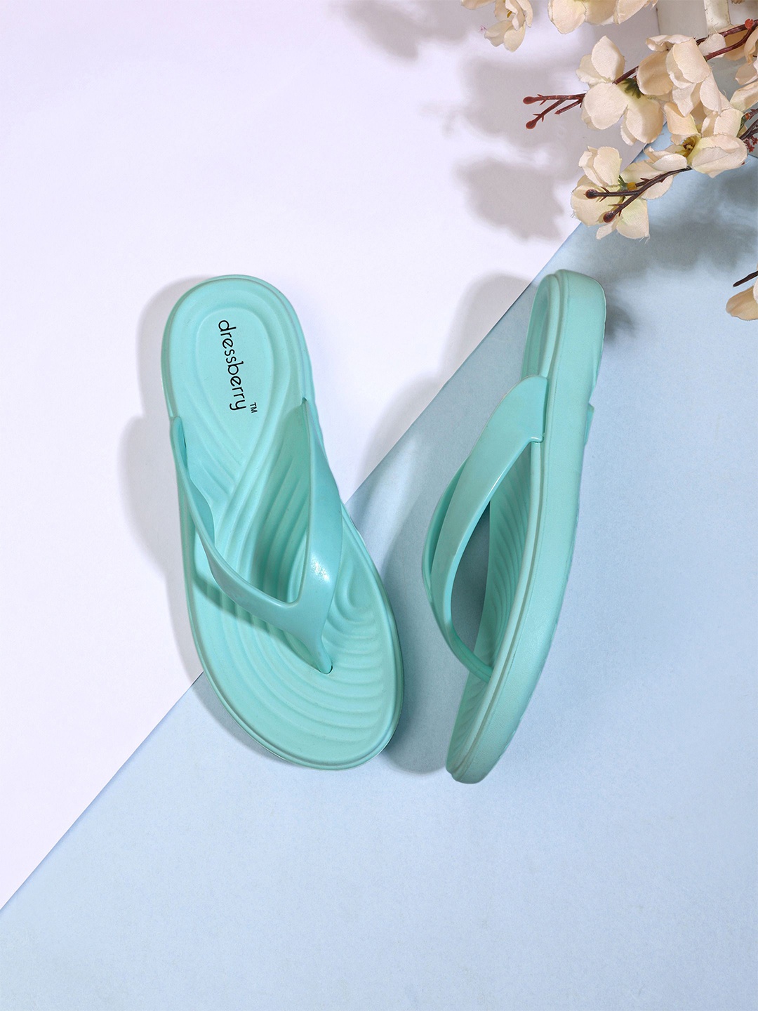 

DressBerry Women Thong Flip-Flops, Sea green
