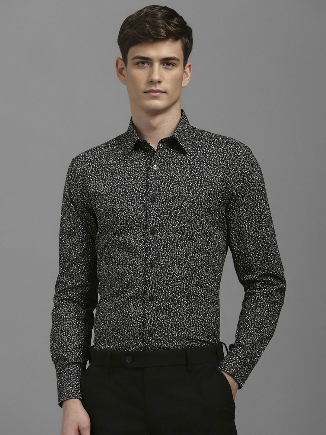 

Louis Philippe Men Slim Fit Floral Opaque Printed Formal Shirt, Black