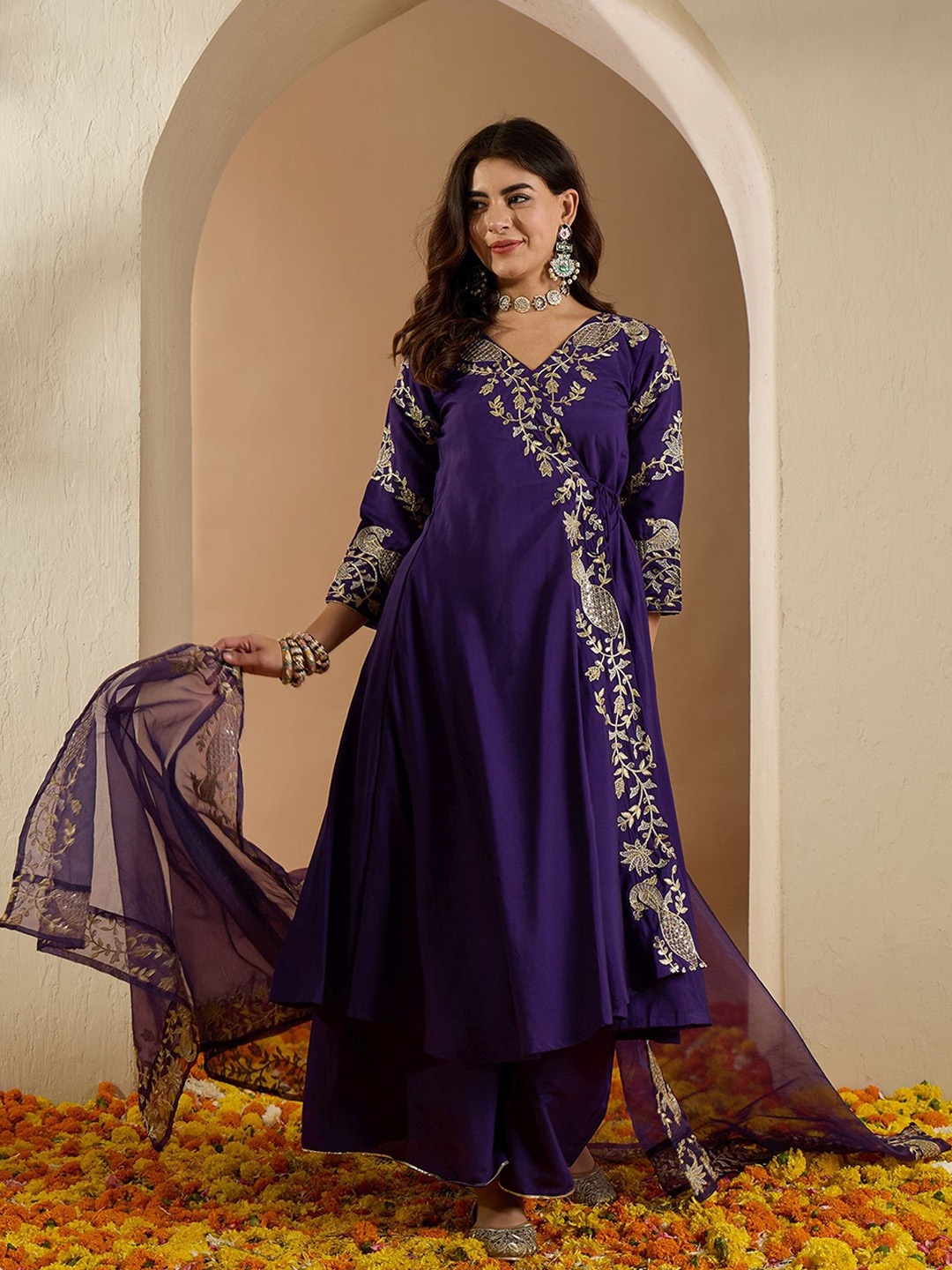 

KAVINDI Women Ethnic Motifs Embroidered Empire Thread Work Pure Silk Kurta with Palazzos & With Dupatta, Purple
