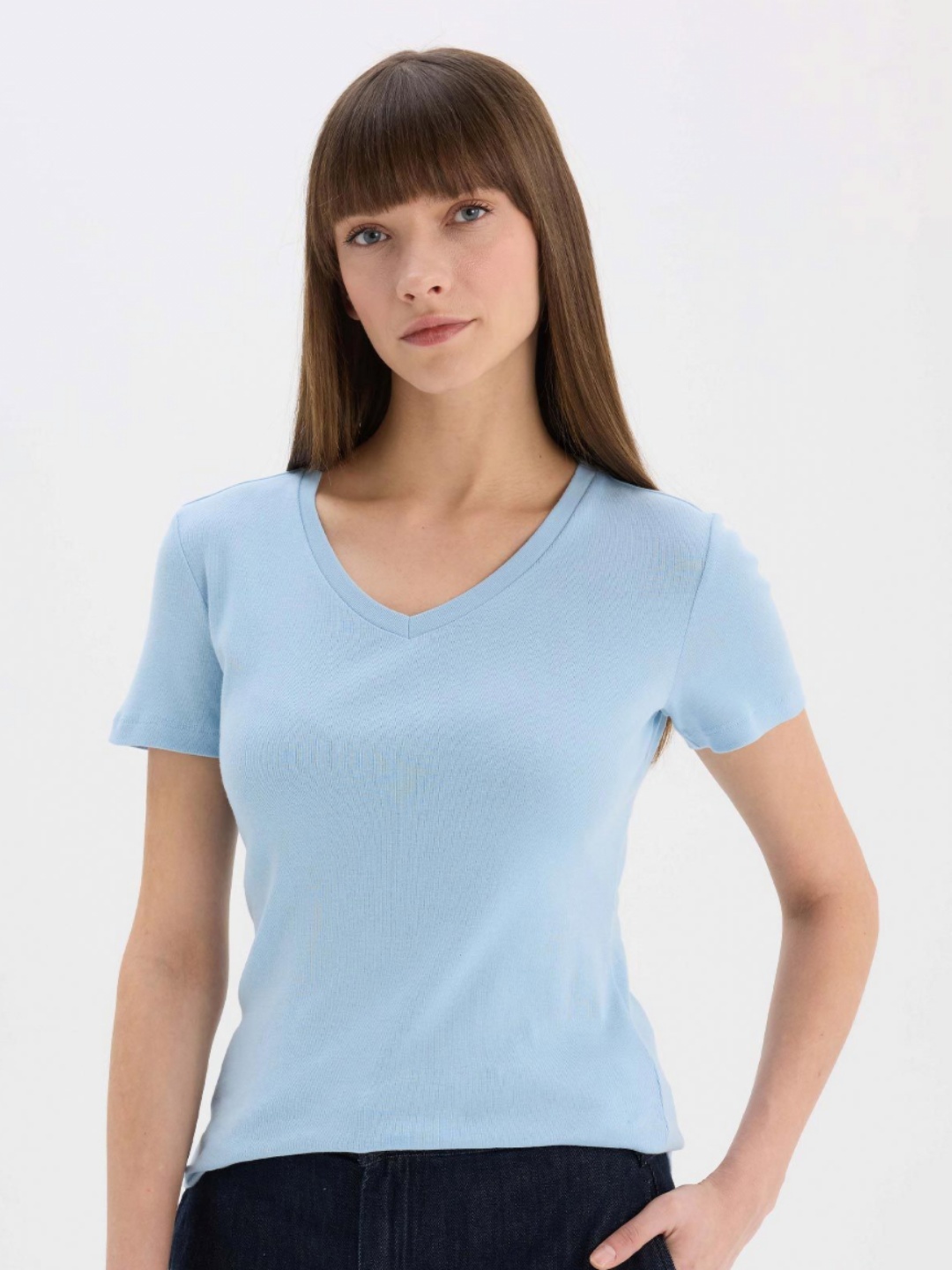 

DeFacto Women V-Neck Extended Sleeves Pockets T-shirt, Na