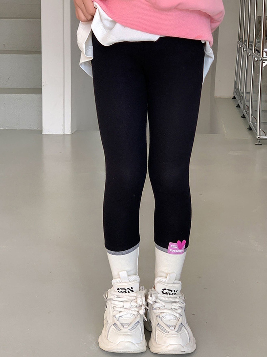 

LULU & SKY Girls Mid-Rise Ankle-Length Leggings, Black