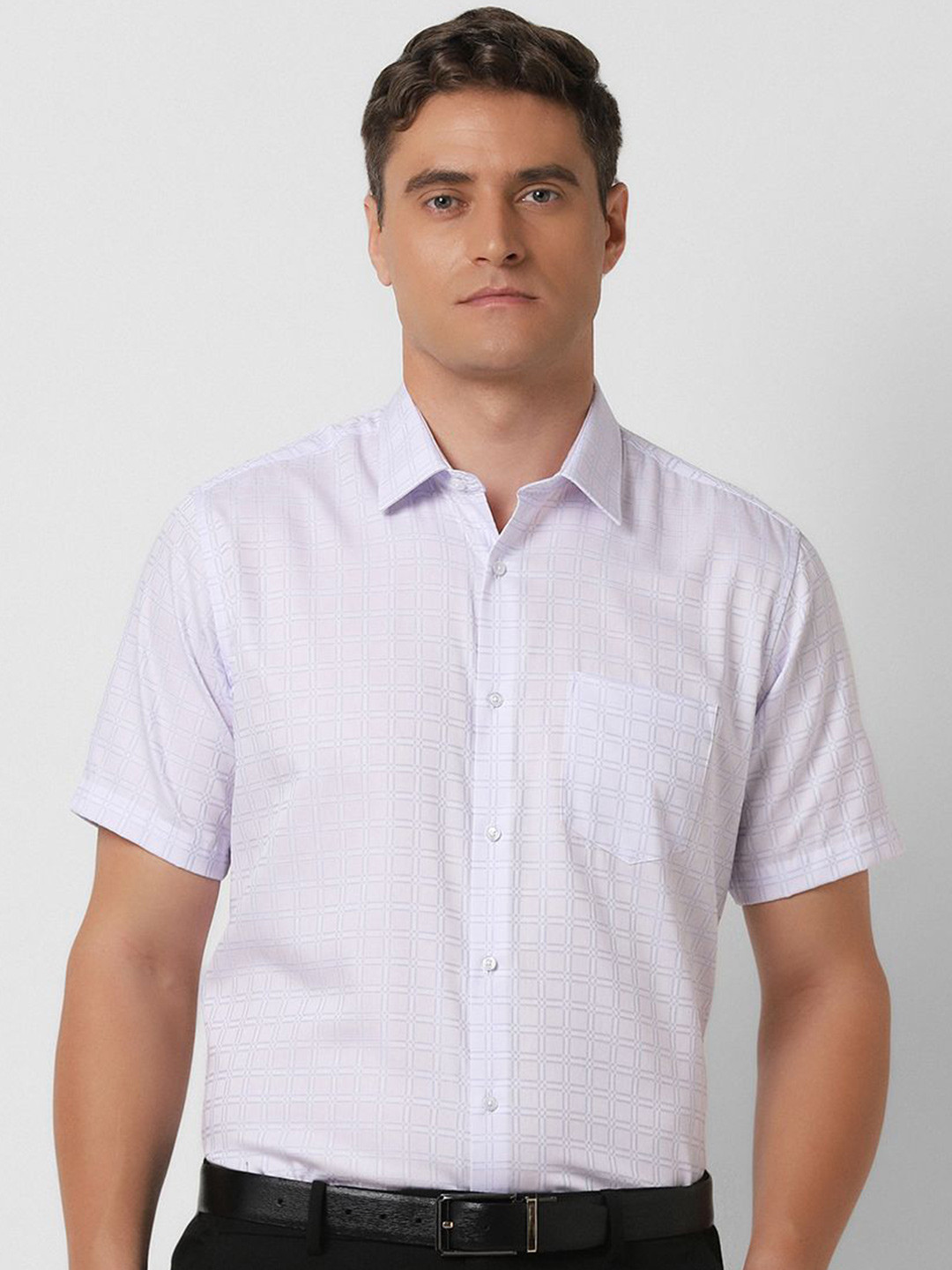

Van Heusen Men Opaque Checked Party Shirt, Purple