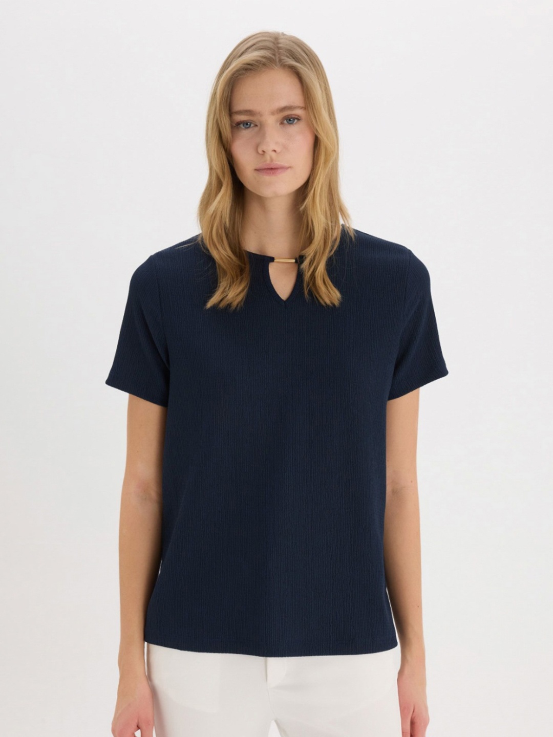 

DeFacto Women Drop-Shoulder Sleeves Cut Outs T-shirt, Na