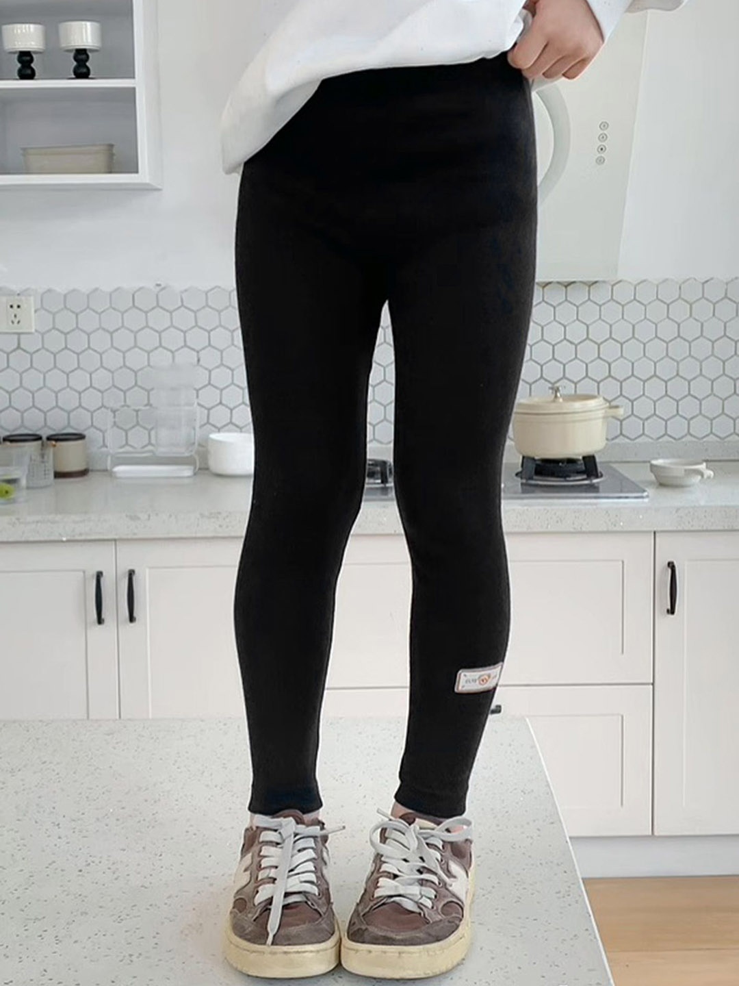 

LULU & SKY Girls Mid-Rise Ankle-Length Leggings, Black