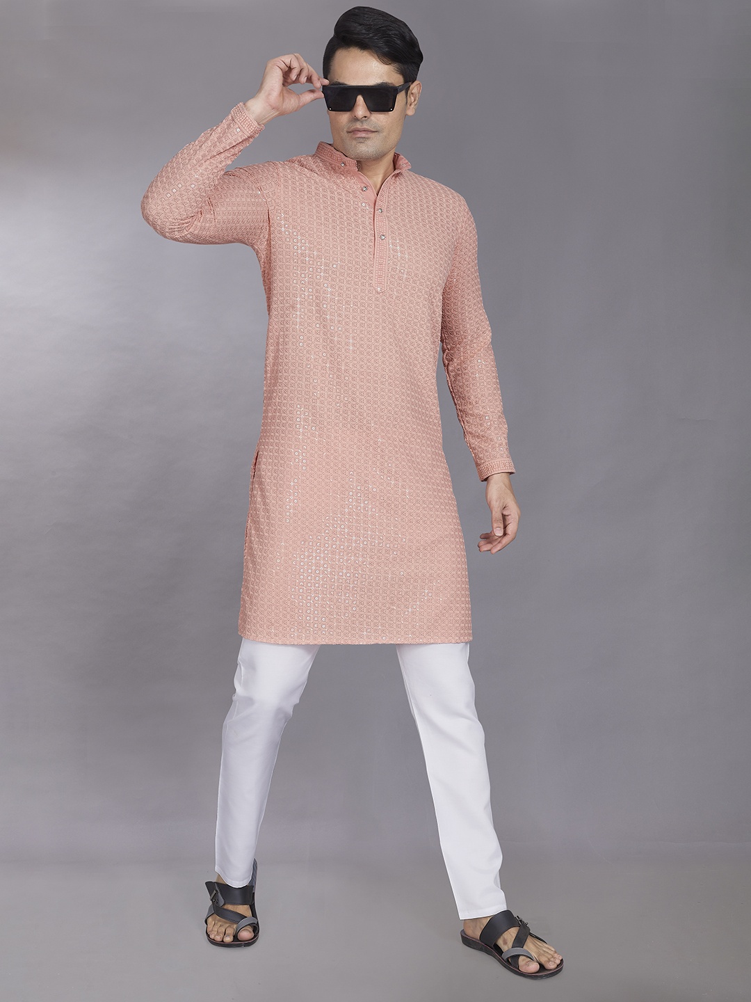 

DIVISIVE Men Regular Sequinned Kurta with Pyjamas, Peach