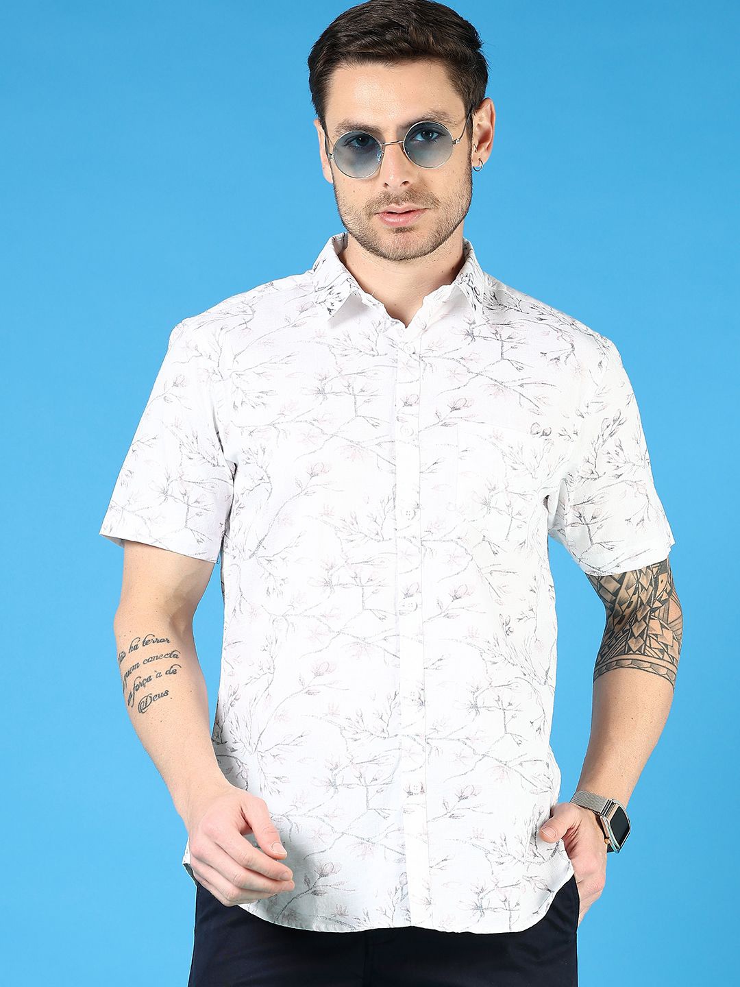 

V-Mart Men Floral Opaque Printed Casual Shirt, Pink