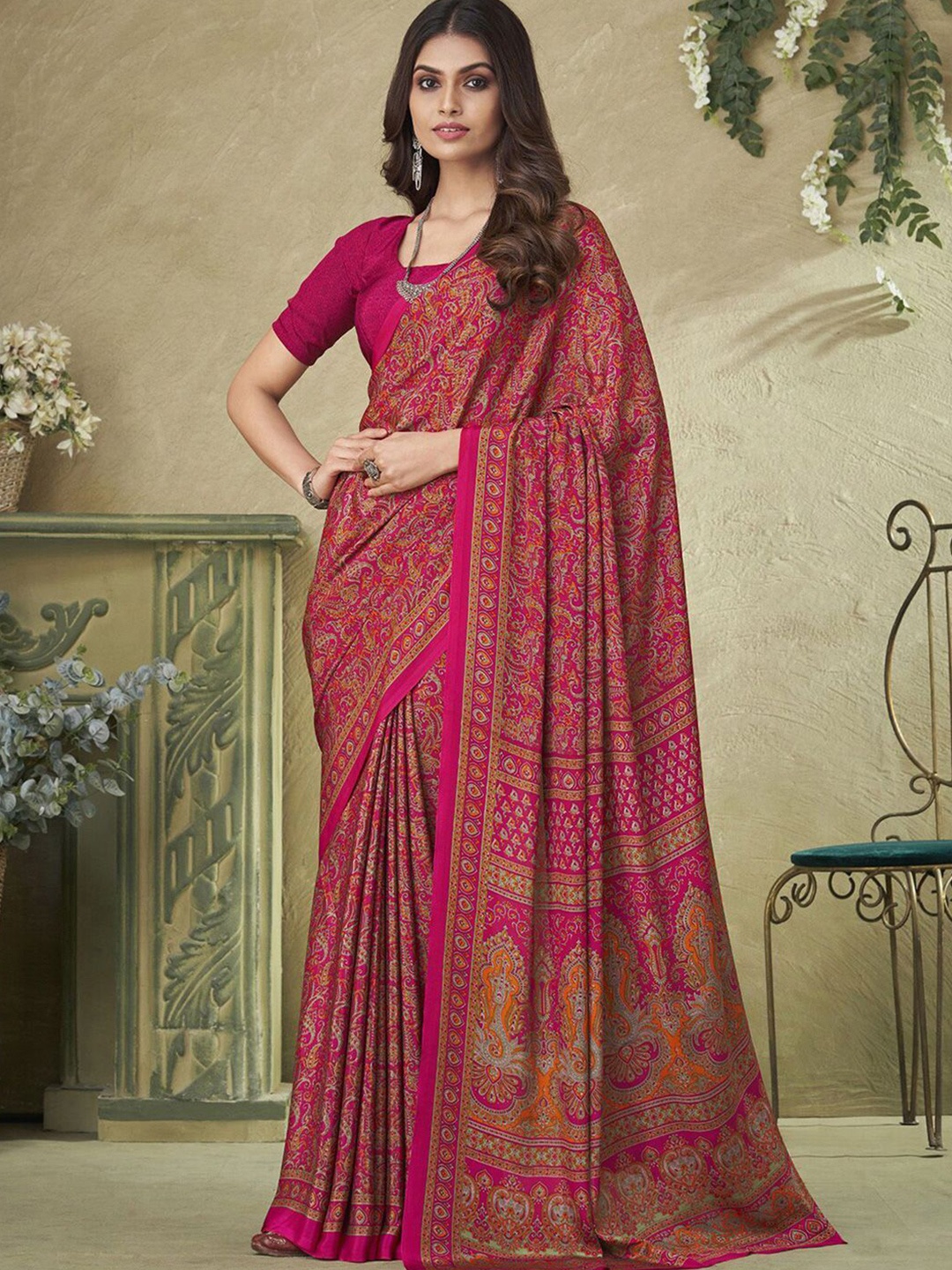 

DIVASTRI Ethnic Motifs Silk Blend Saree, Pink