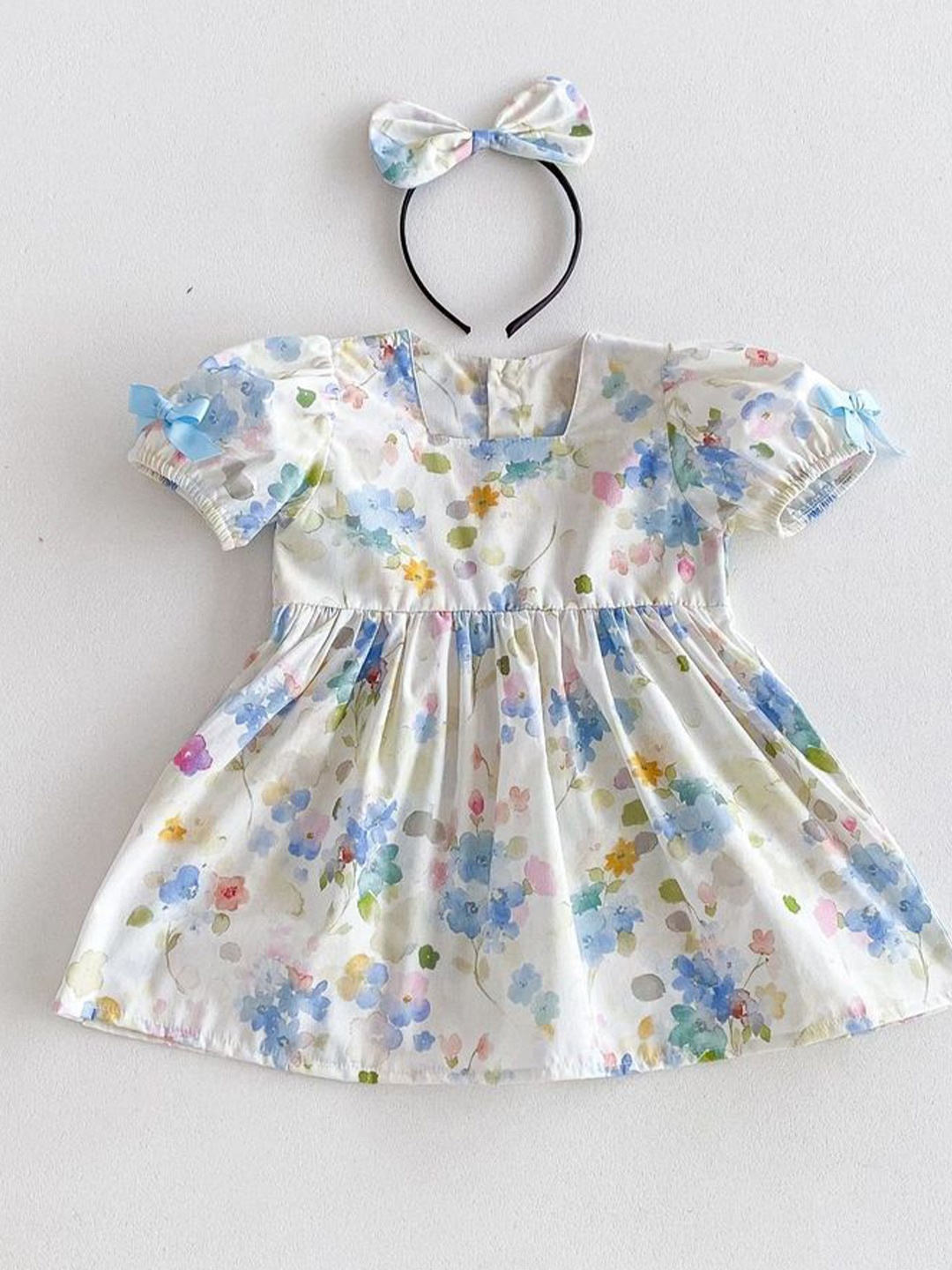 

LULU & SKY Floral Print Puff Sleeve A-Line Dress, Blue