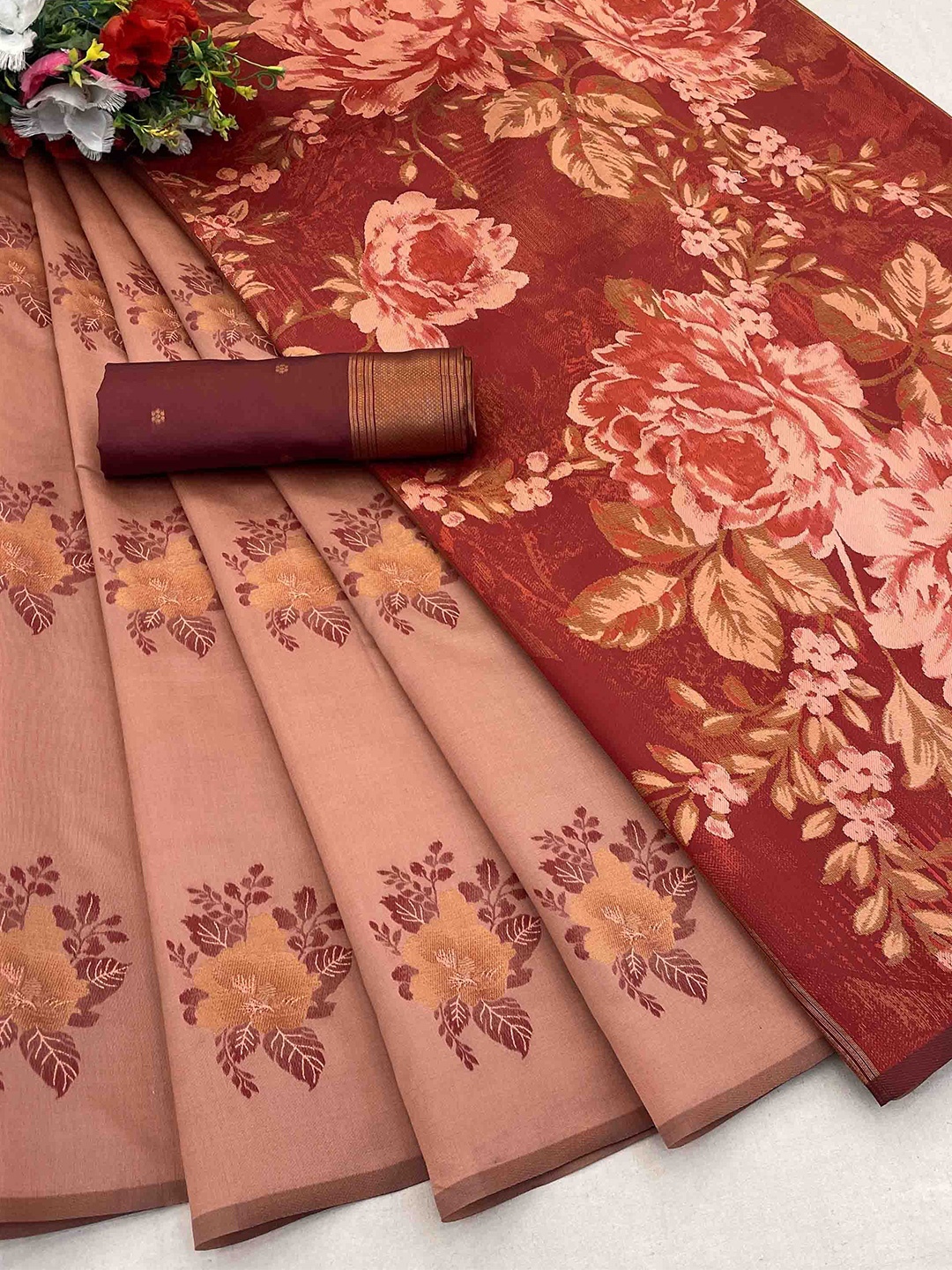 

KALINI Woven Design Zari Silk Blend Banarasi Saree, Peach