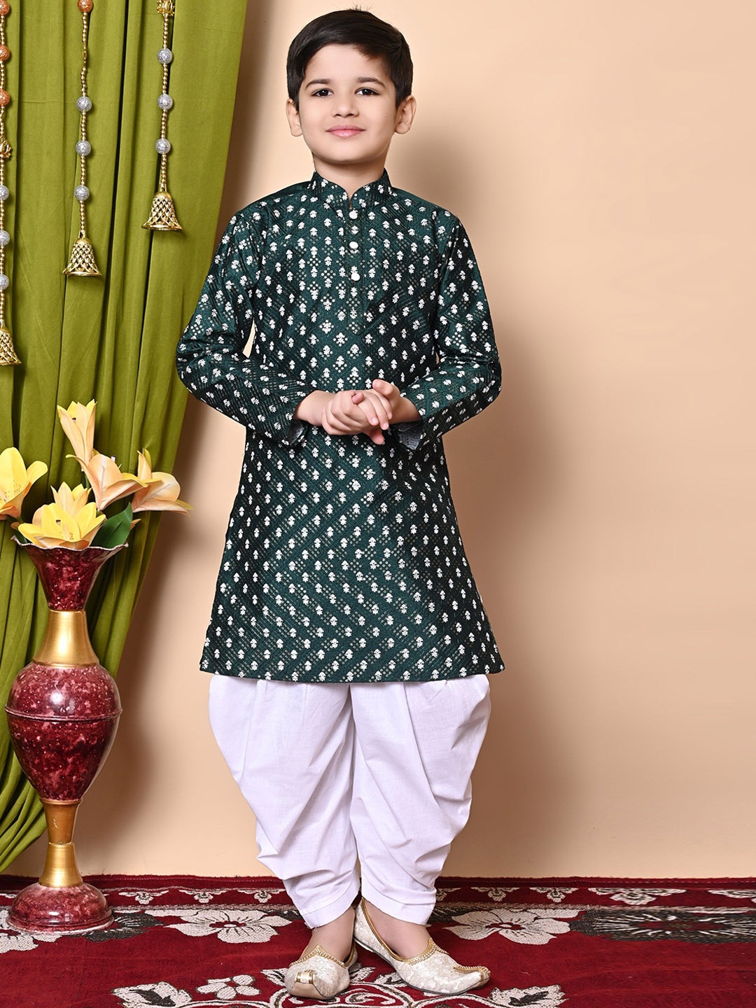 

Cae Boys Embroidered Regular Sequinned Dupion Silk Kurta with Patiala, Green