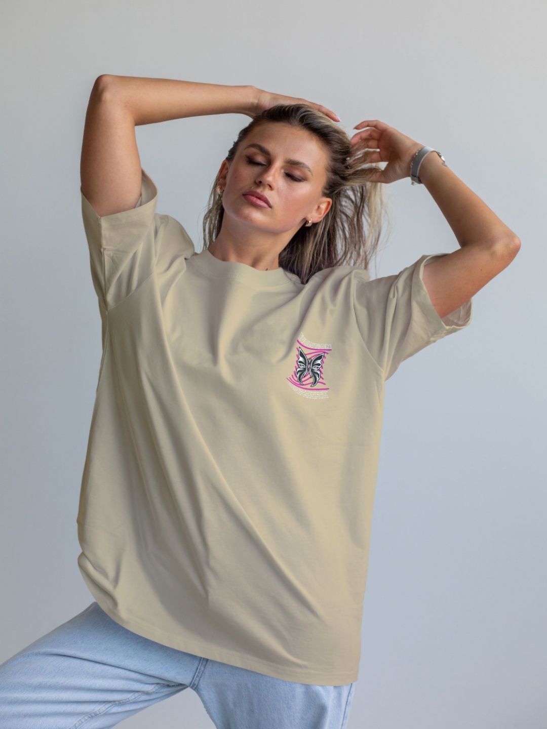 

Moda Rapido Women Applique T-shirt, Beige