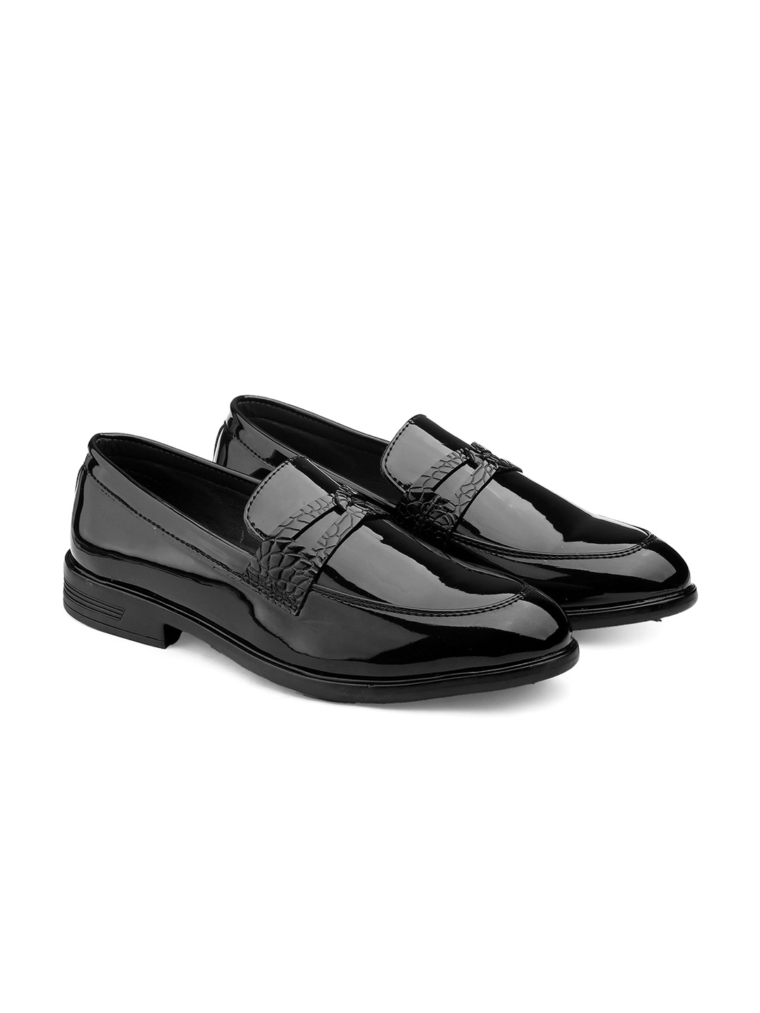 

riffway Men Printed Loafers, Black