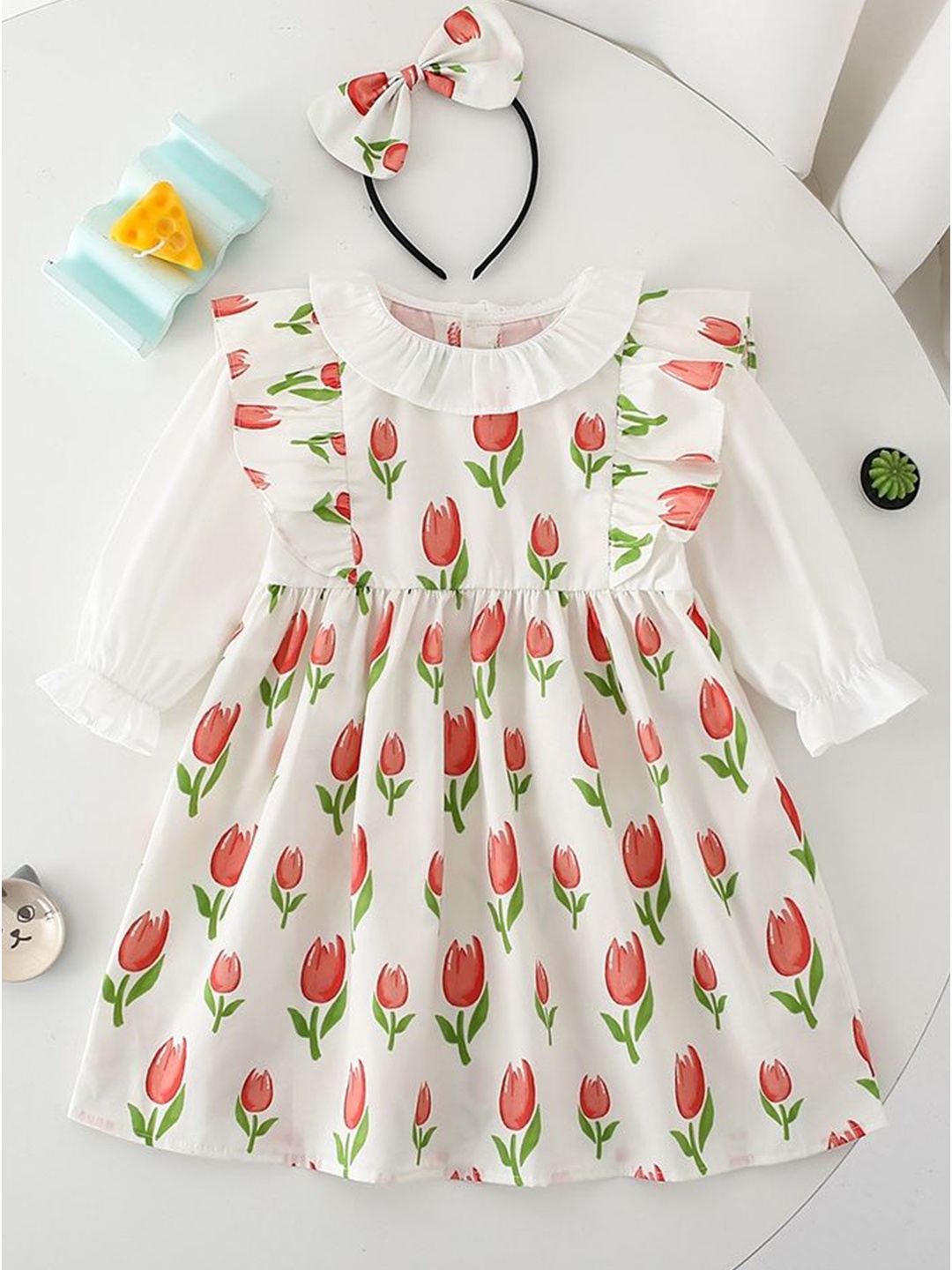 

LULU & SKY Print Flutter Sleeve Fit & Flare Dress, White