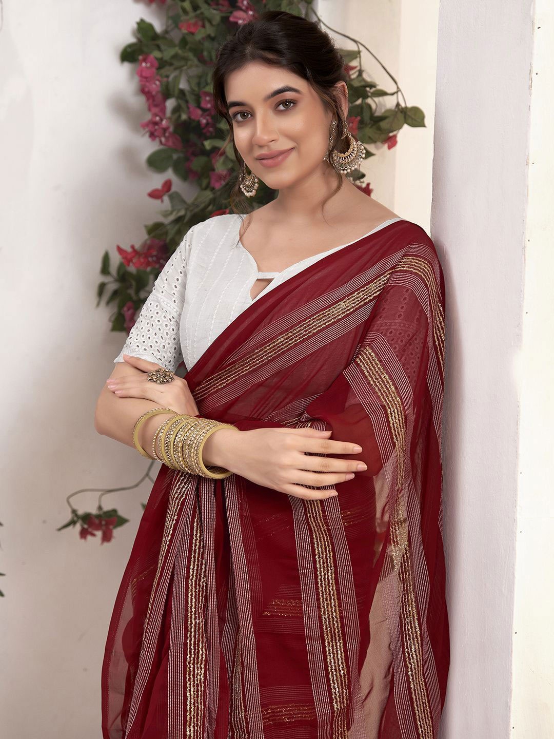 

DIVASTRI Striped Zari Pure Georgette Ready to Wear Saree, Maroon