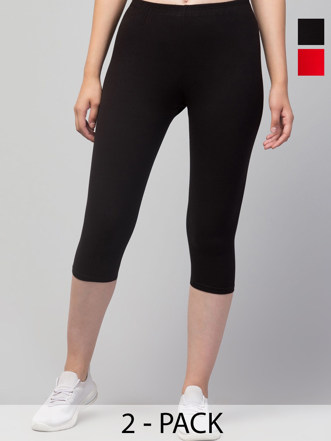 

UllasPemium Women Skinny Fit Capris, Black