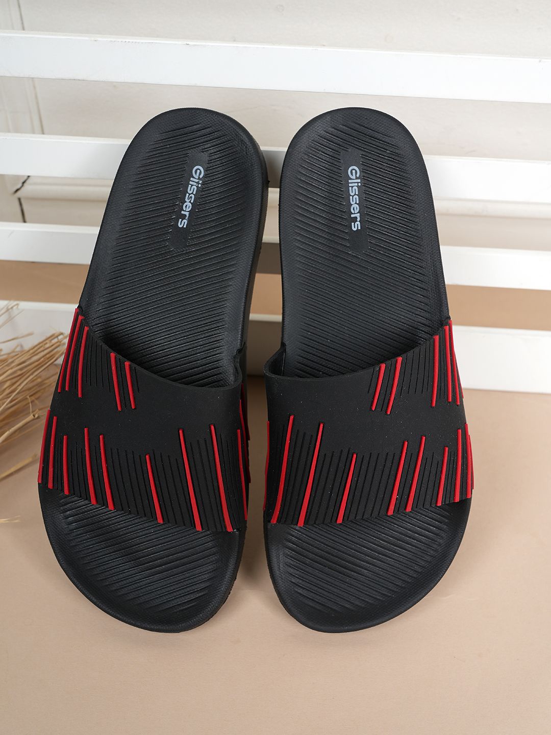 

GLISSERS Men Sliders, Black