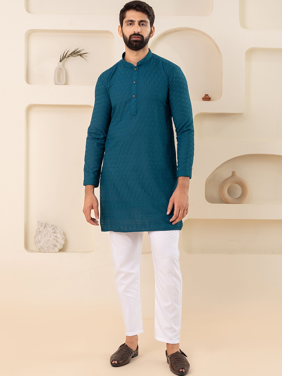 

Shiv Leela Men Embroidered Thread Work Kurta, Turquoise blue