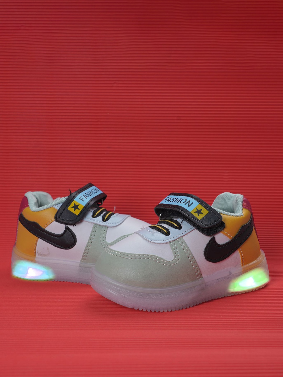 

Happy Feet Unisex Kids Sneakers, Yellow