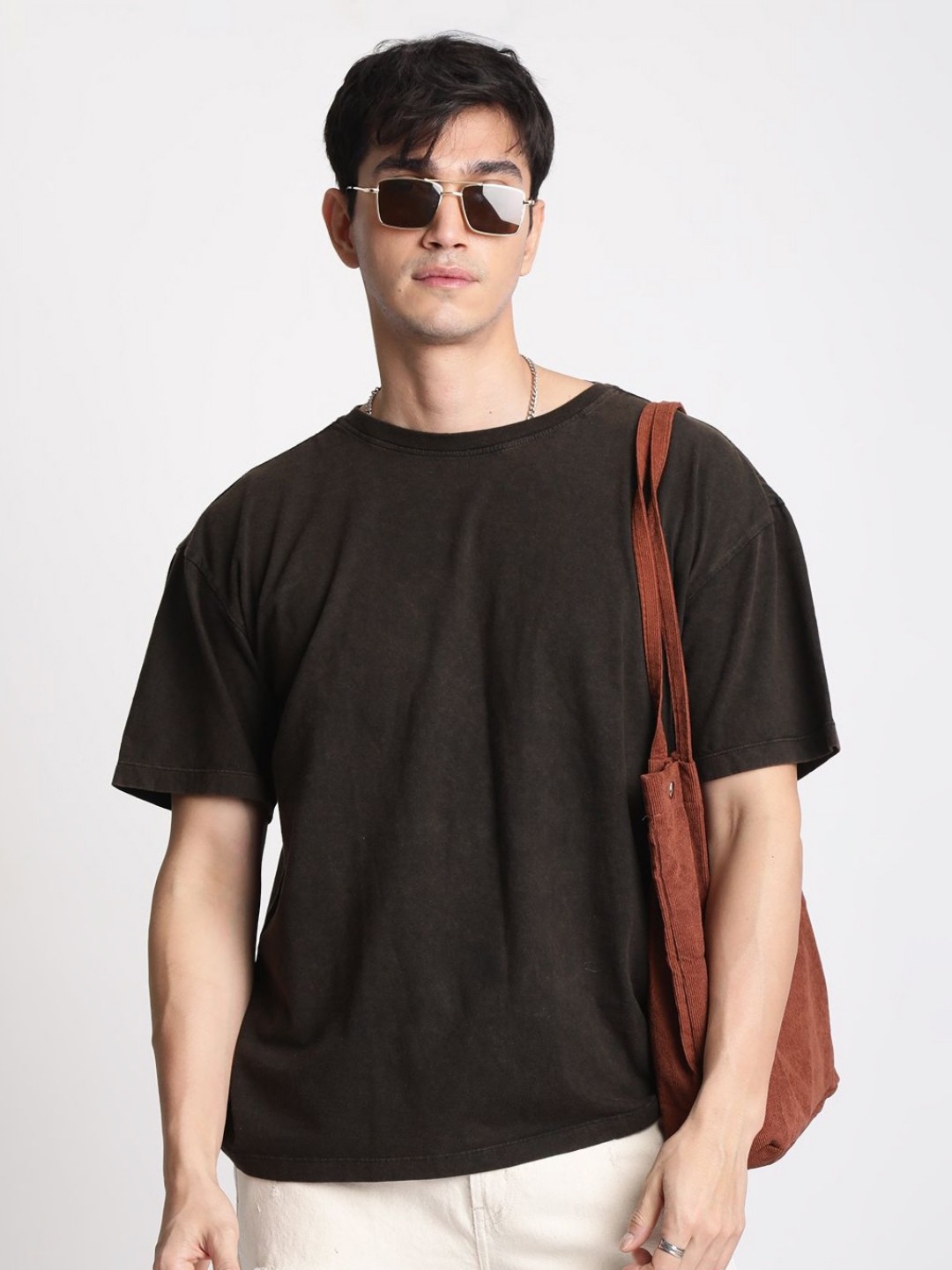 

Bene Kleed Men Extended Sleeves Pockets T-shirt, Brown