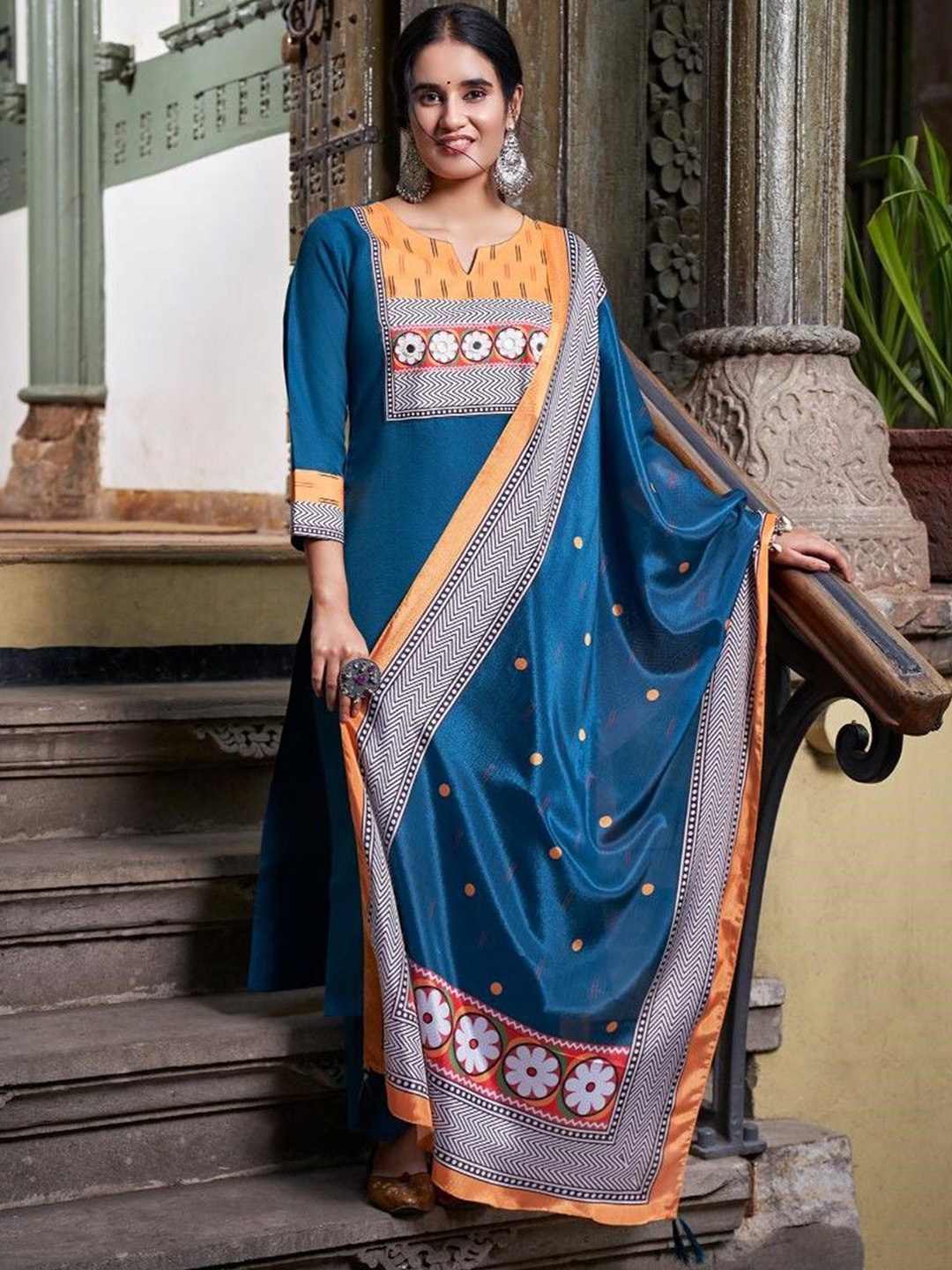 

Colors of Earth Women Printed Regular Kurta with Trousers & With Dupatta, Blue