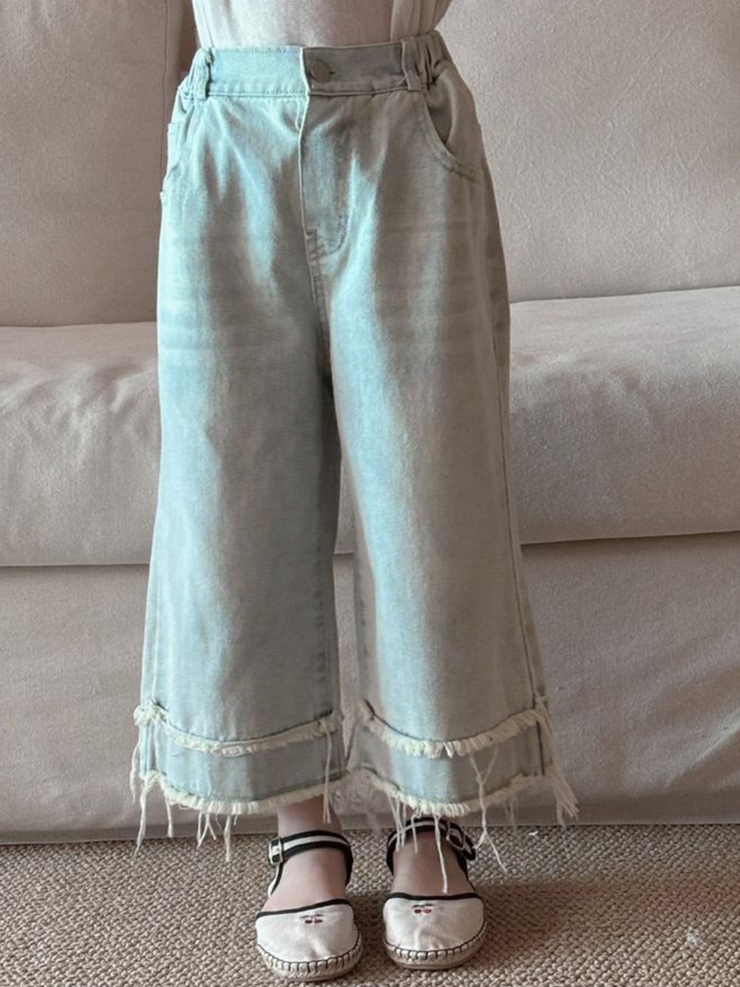 

LULU & SKY Girls Wide Leg High-Rise Slash Knee Light Fade Jeans, Blue