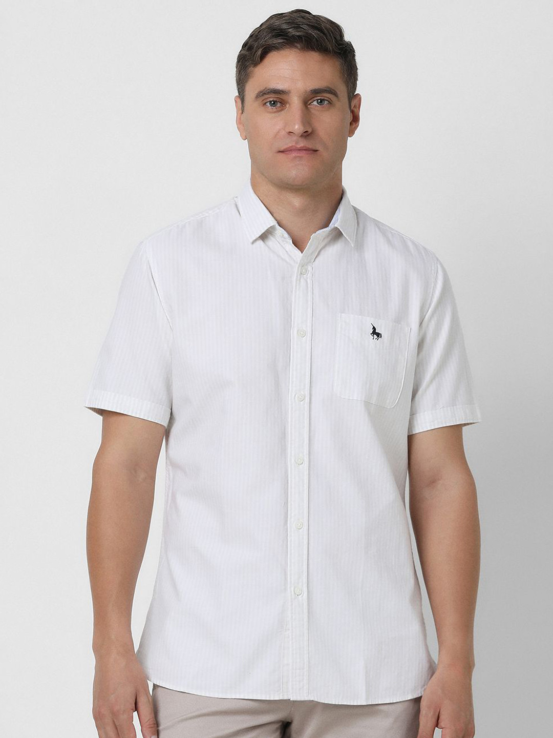 

Van Heusen Sport Men Slim Fit Opaque Striped Casual Shirt, White