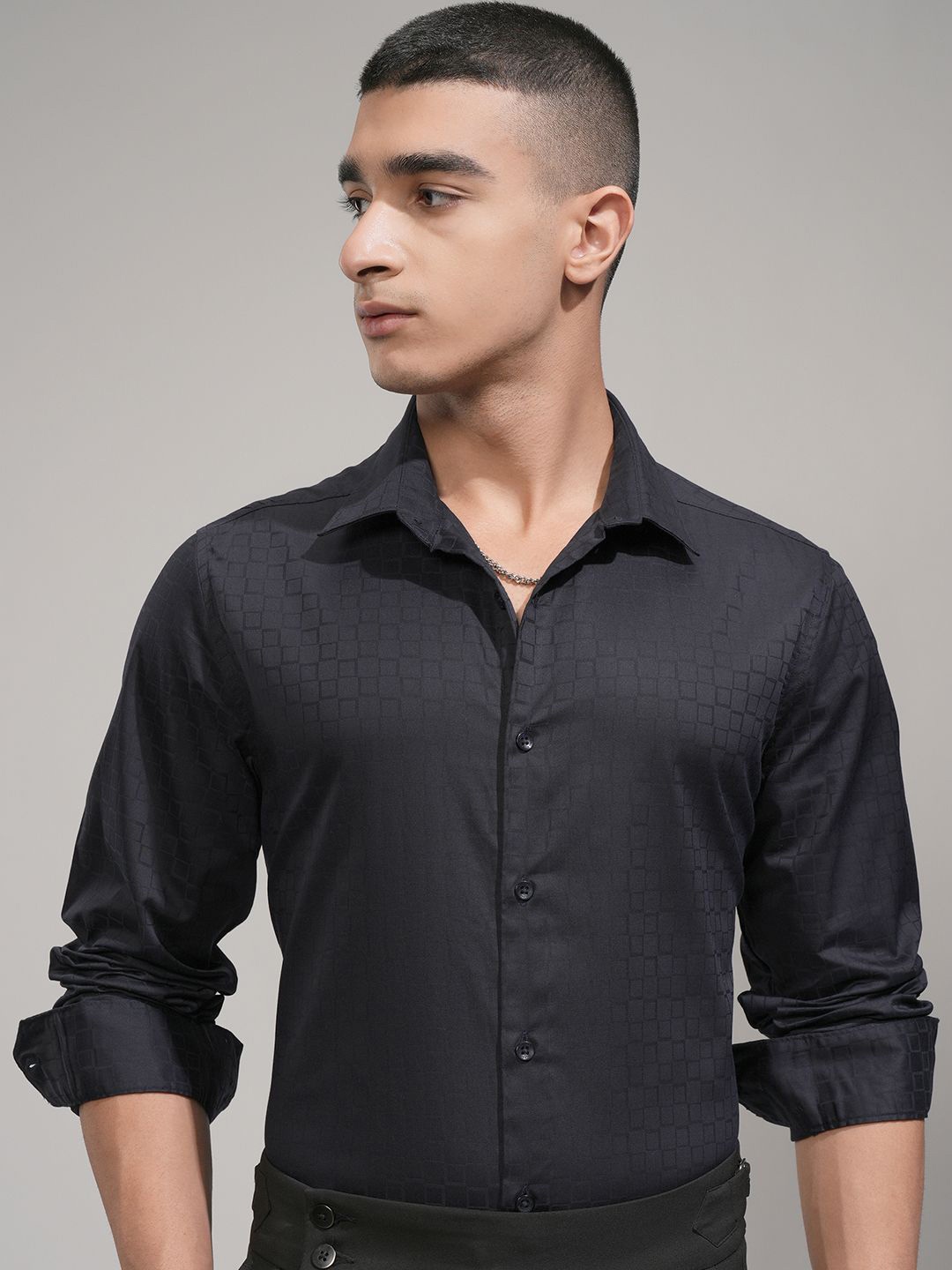 

HIGHLANDER Men Comfort Slim Fit Opaque Party Shirt, Navy blue