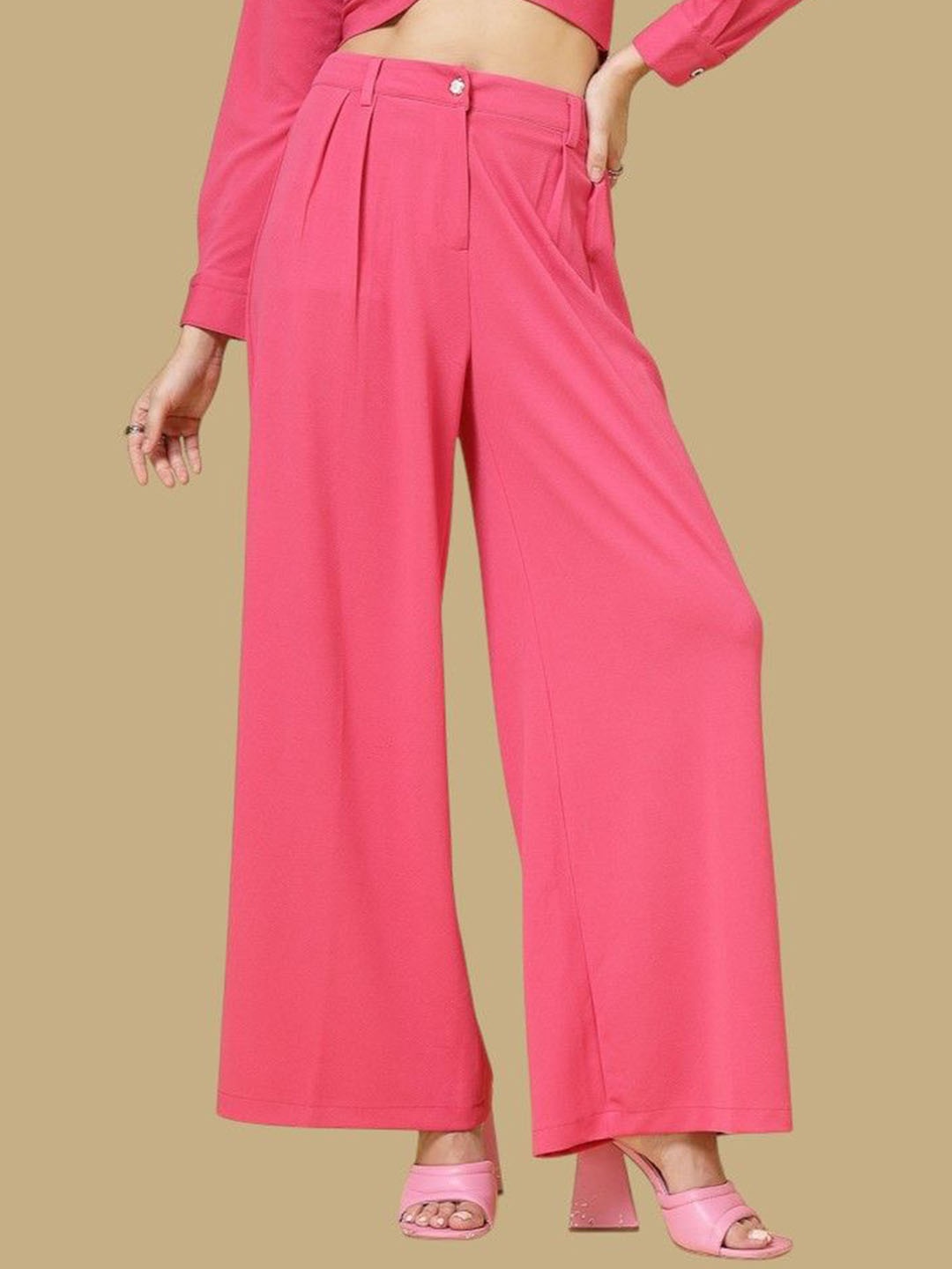 

Chemistry Women Relaxed Pleated Trousers, Pink