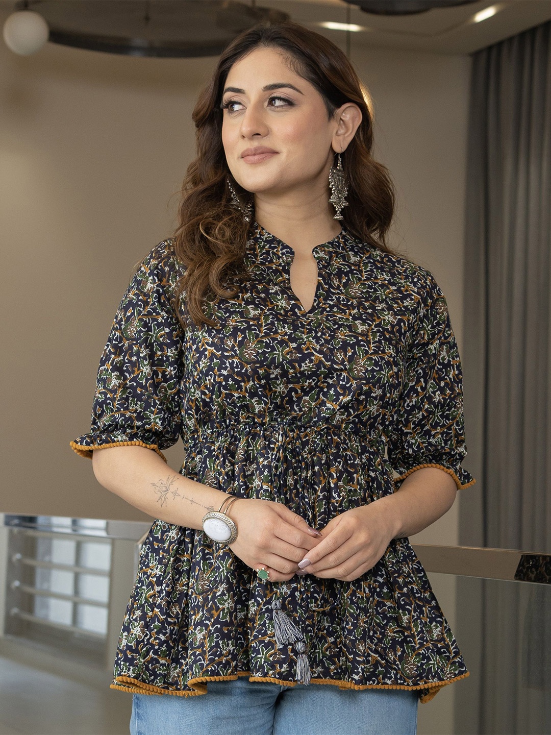 

Arayna Floral Print Mandarin Collar Cotton Empire Top, Blue