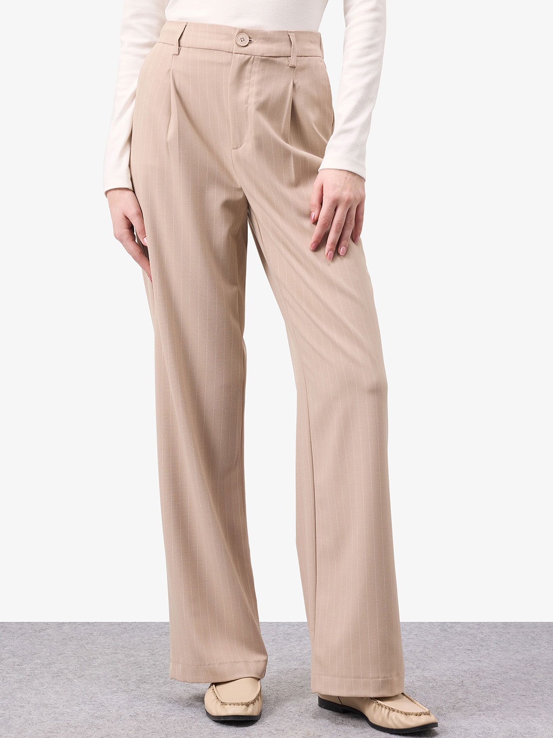 

DeFacto Women Pleated Trousers, Na