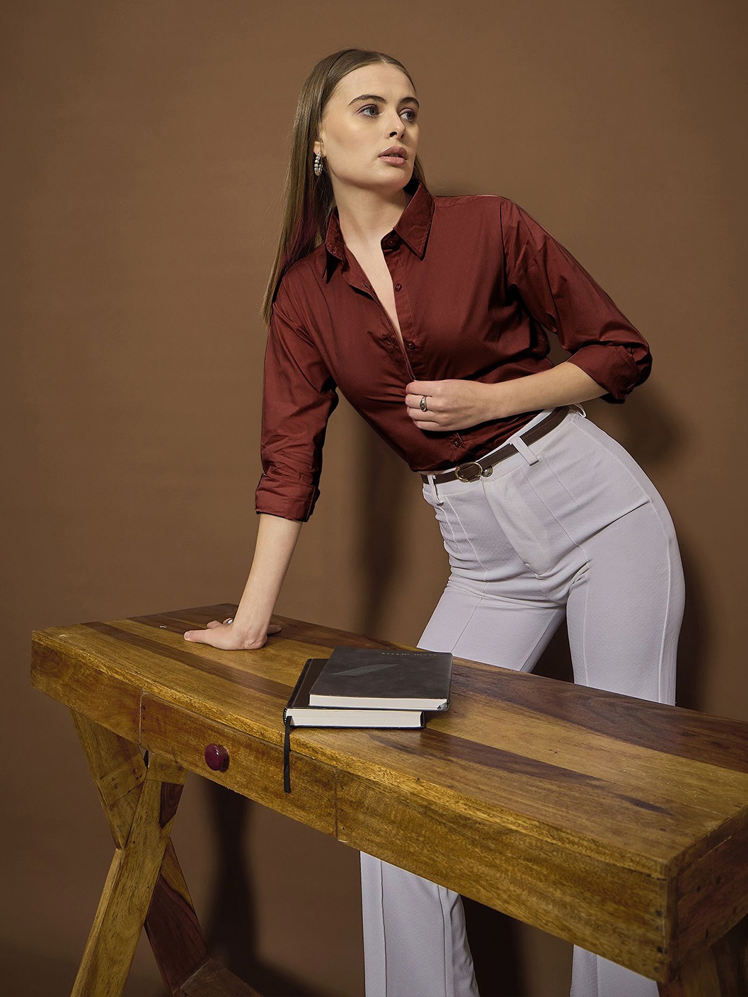 

The Roadster Lifestyle Co Cotton Spread Collar Shirt, Brown