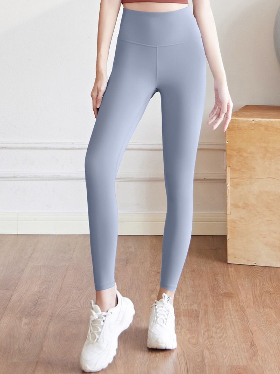 

HRX High Rise Ankle Length Yoga Tights, Grey