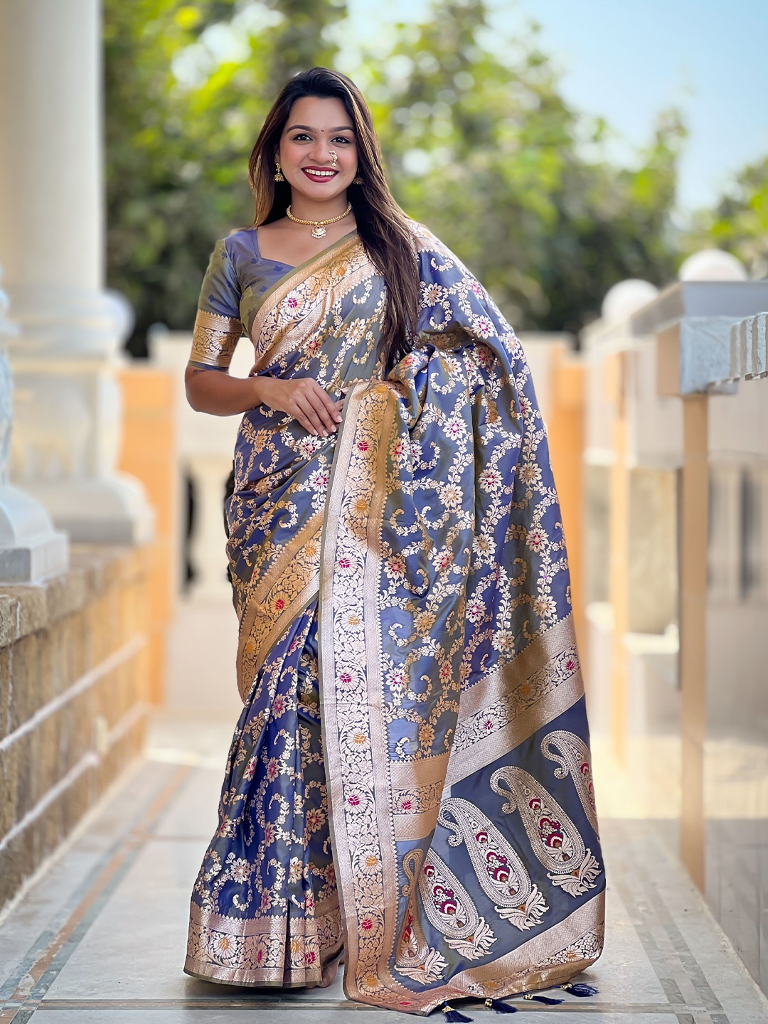 

Ekta Textiles Woven Design Zari Pure Silk Banarasi Saree, Grey