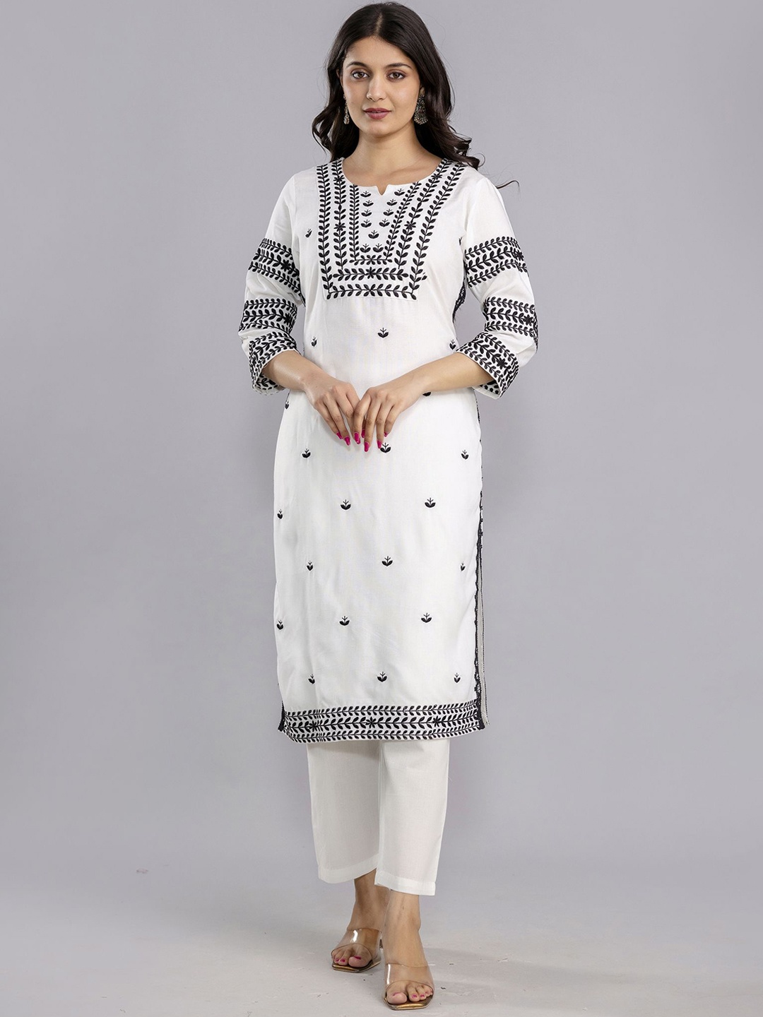 

MF Hayat Women Embroidered Floral Kurta, White